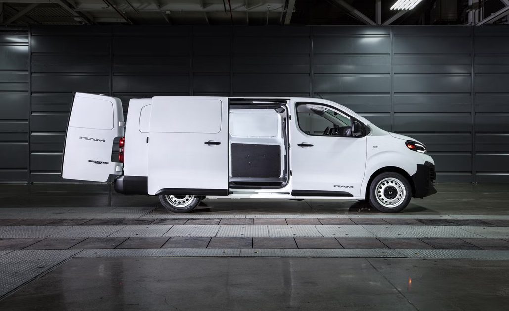 2027 ram promaster city