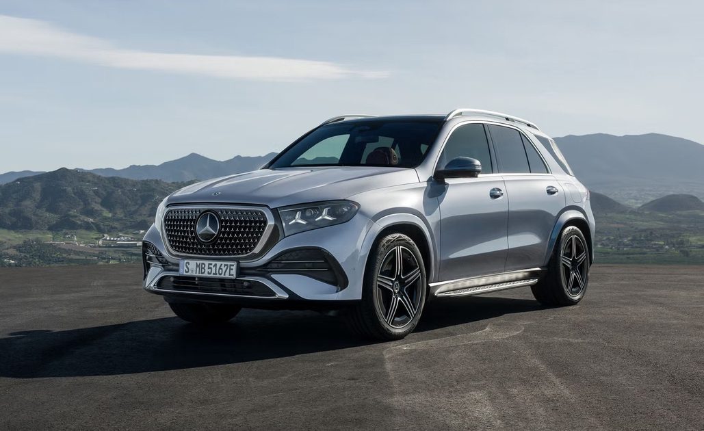 The 2027 Mercedes-Benz GLE Aims to Have Something for Every Luxury Buyer