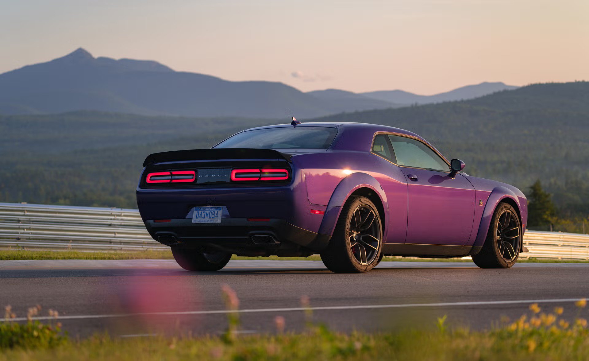 2019 dodge challenger r/t scat pack widebody