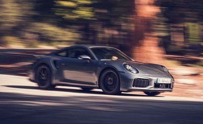 2026 Porsche 911 Turbo S Outruns the 918 Spyder and Corvette ZR1X in Our Tests